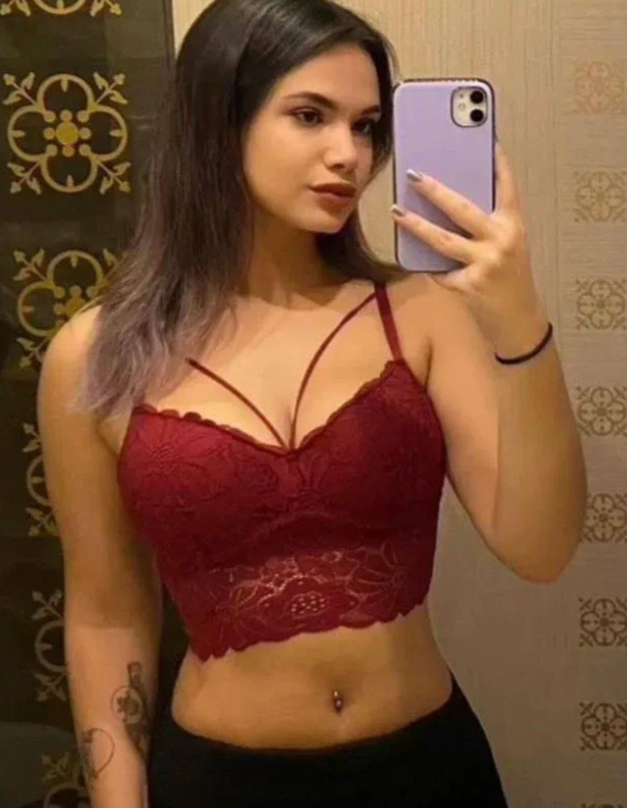 Ataköy Escort Bayan Filiz İle Tutkulu Anıları Kalbinizde Taşıyın